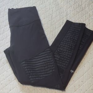 ALO Yoga Black Leggings with Textured Panels